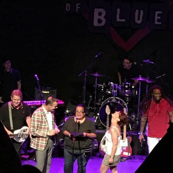 Meet your Posher, Angela - Picture 4 of 4